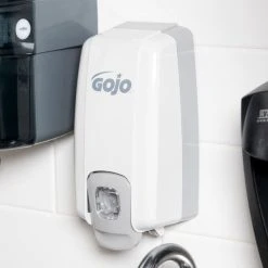 GOJO® 2130-06 NXT 500-1000 ML Dove Gray Space Saver Manual Hand Soap Dispenser
