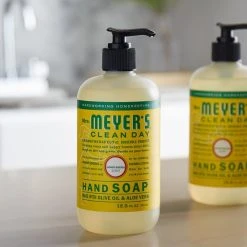 Mrs. Meyer's® Mrs. Meyer's Clean Day 651378 12.5 Oz. Honeysuckle Scented Hand Soap With Pump - 6/Case