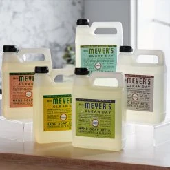 Mrs. Meyer's® Mrs. Meyer's Clean Day 651349 33 Oz. Basil Scented Hand Soap Refill - 6/Case -Unger Sales 1834854