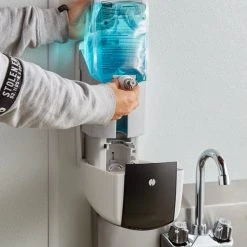 Rubbermaid FG750138 Autofoam 1100 ML White / Black Pearl Automatic Hands-Free Soap Dispenser 9 Rubbermaid FG750138 Autofoam 1100 ML White / Black Pearl Automatic Hands-Free Soap Dispenser -Unger Sales 1931219