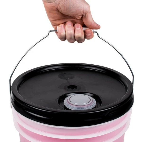 Noble Chemical 5 Gallon / 640 Oz. Dry It LF Low Foaming Rinse Aid 5 Noble Chemical 5 Gallon / 640 Oz. Dry It LF Low Foaming Rinse Aid - Image 3